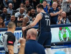 掘金狂砍欧文分，复出首战轰40分迎来新赛季高光！