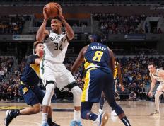 字母哥连续七场比赛得分超过刷新纪录，巴黎圣日耳曼不断突破！的简单介绍